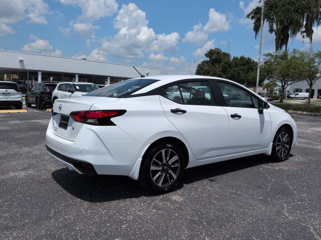Certified 2025 Nissan Versa S w/ S Plus Package FWD image 4