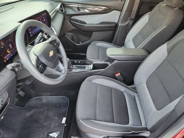 Used 2025 Chevrolet TrailBlazer LT w/ Driver Confidence Package FWD image 14