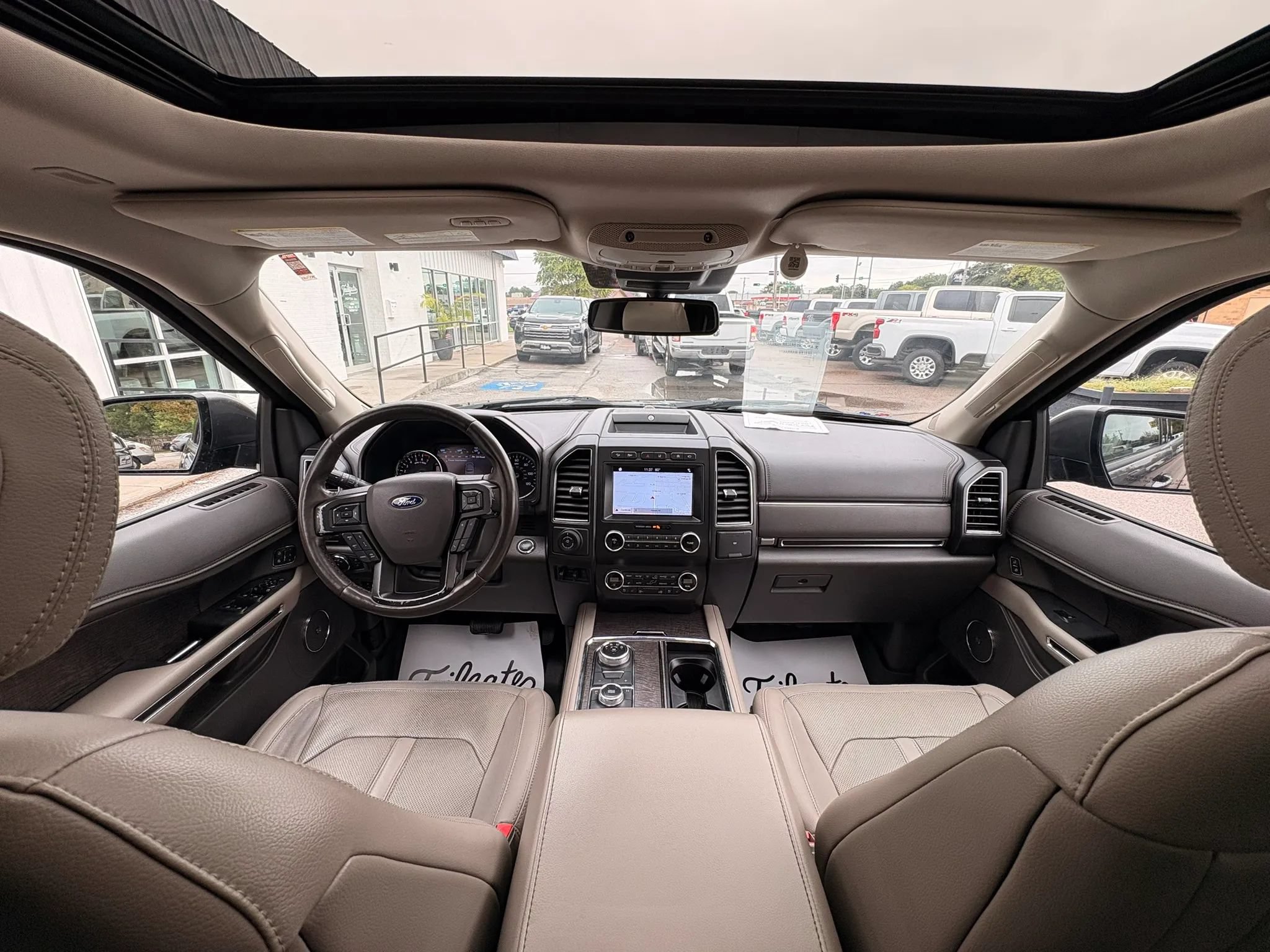 Used 2019 Ford Expedition Limited w/ Special Edition Package AWD/4WD image 17