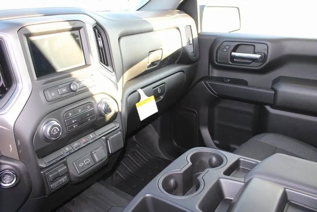 New 2026 GMC Sierra 2500 Pro AWD/4WD image 16