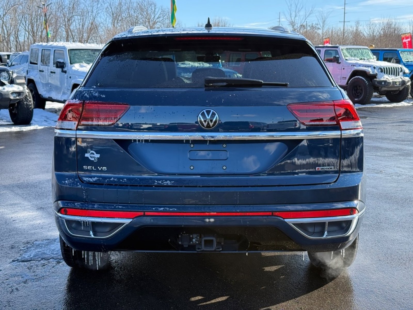 Used 2022 Volkswagen Atlas Cross Sport SEL Premium R-Line image 7