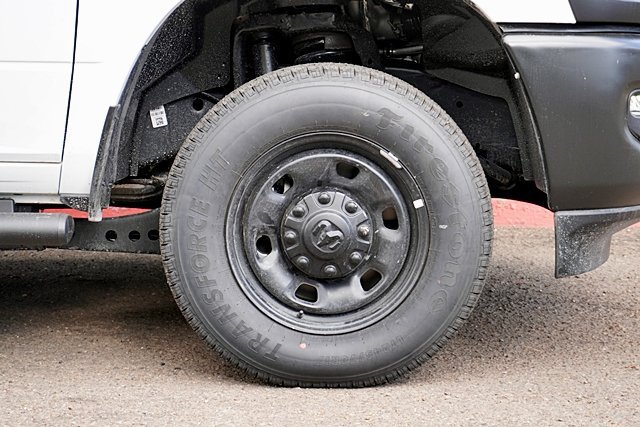 New 2026 RAM 2500 Tradesman AWD/4WD image 9