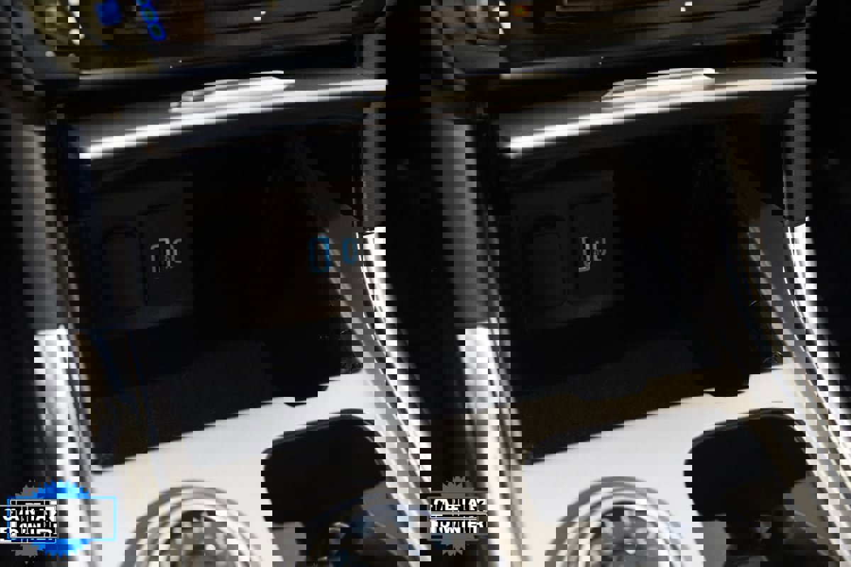 Used 2022 Ford Explorer Limited w/ Hybrid Equipment Group 310A image 31