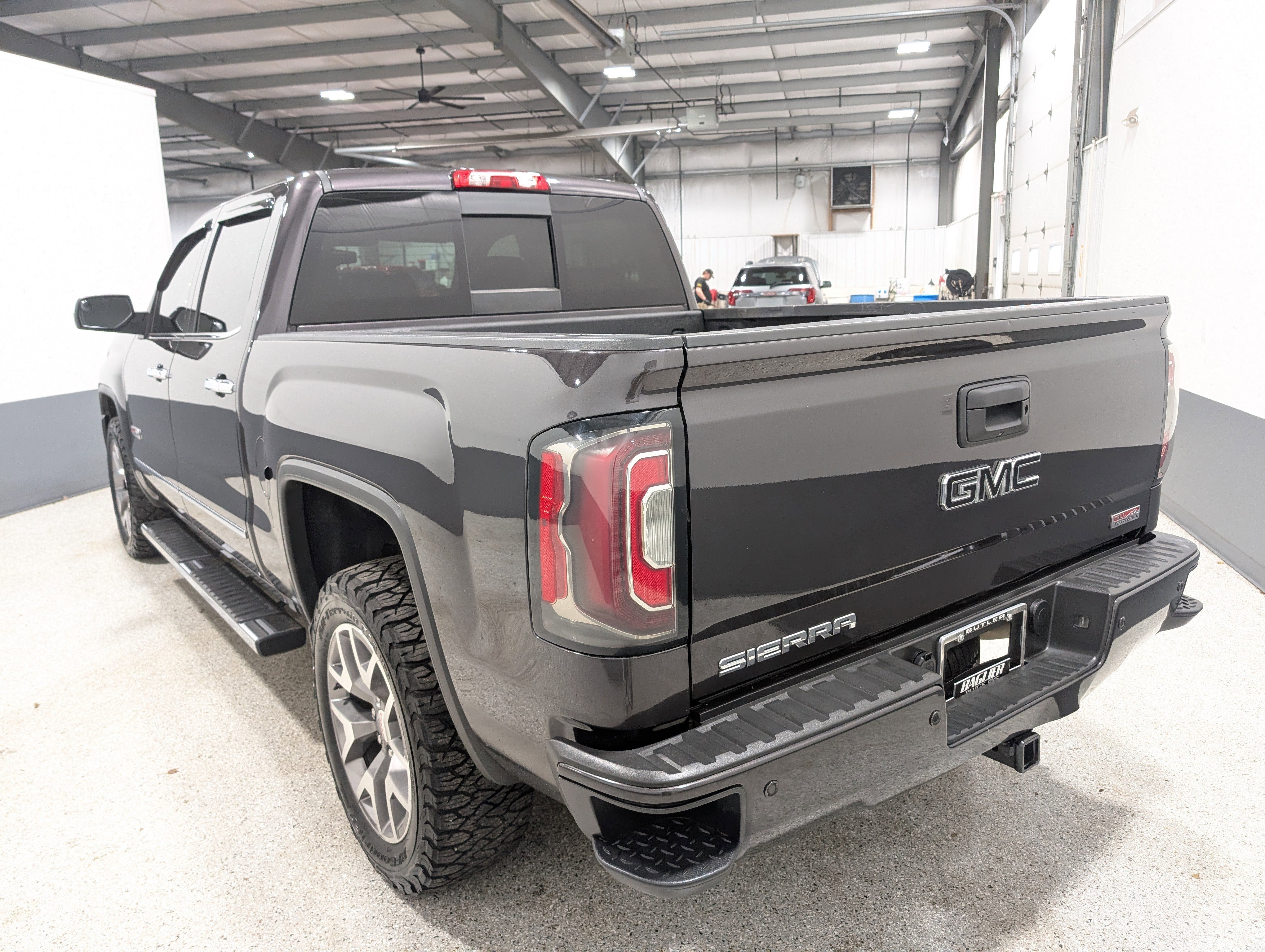 Used 2016 GMC Sierra 1500 SLT w/ All-Terrain Package image 5