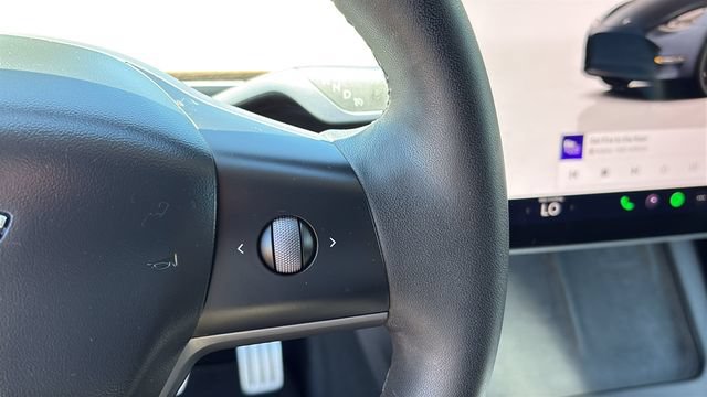 Used 2024 Tesla Model Y Performance AWD/4WD image 14