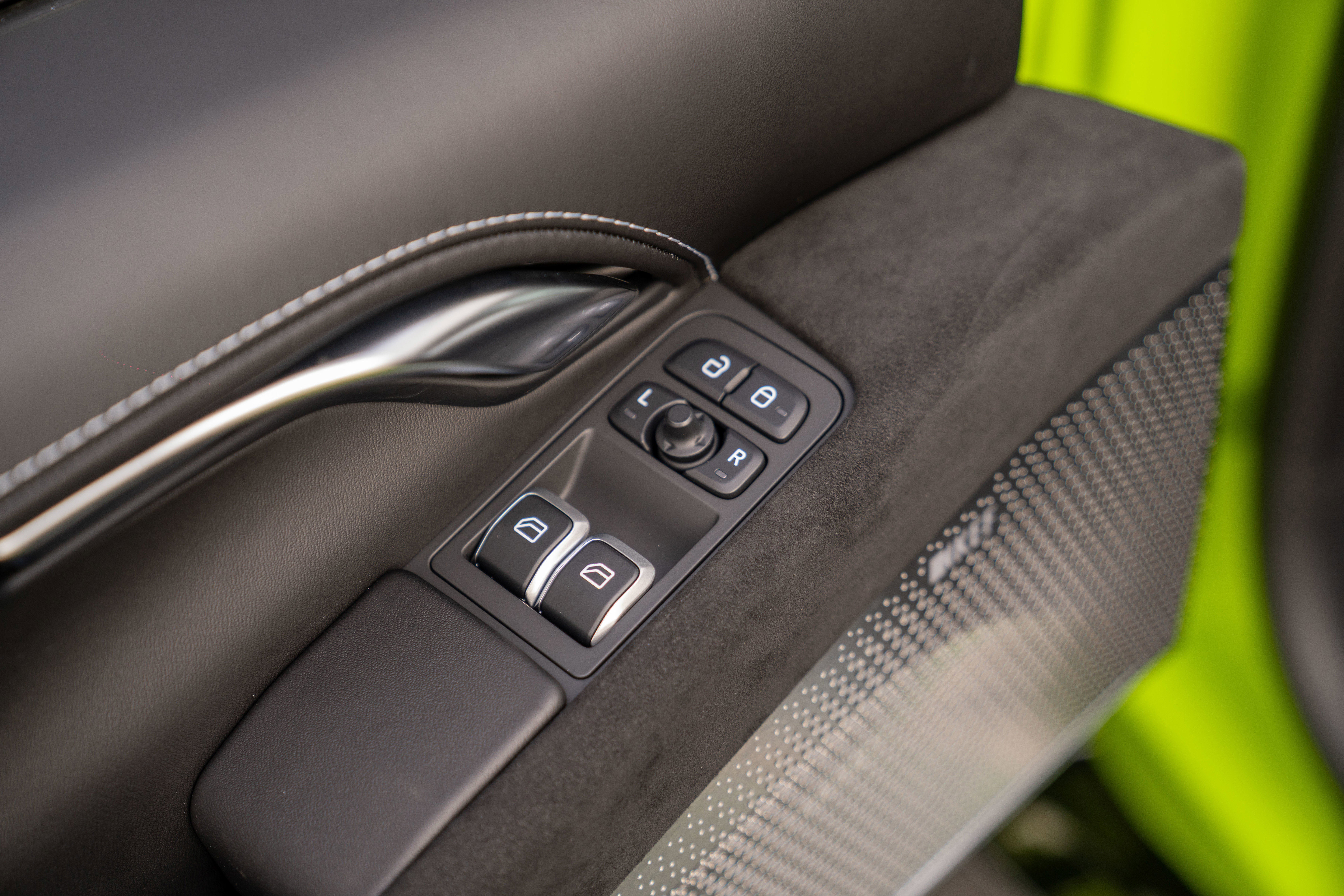 Used 2025 Lotus Emira RWD image 14