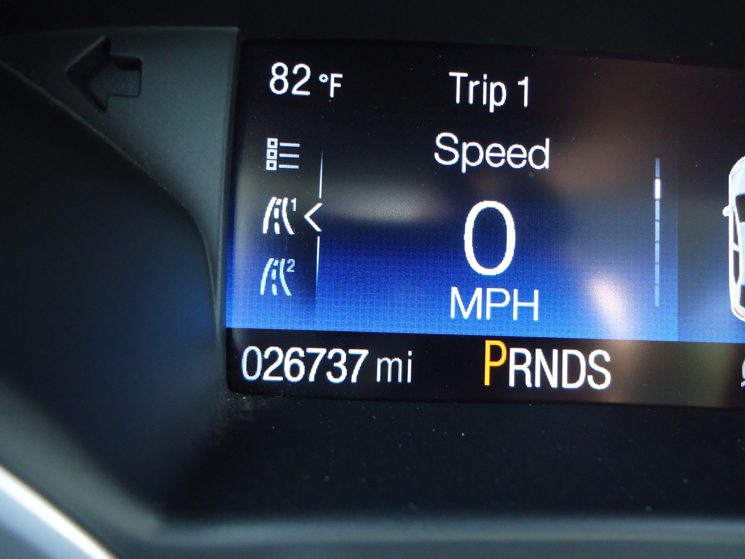 Used 2018 Ford Escape SE w/ SE Sync 3 Package AWD/4WD image 14
