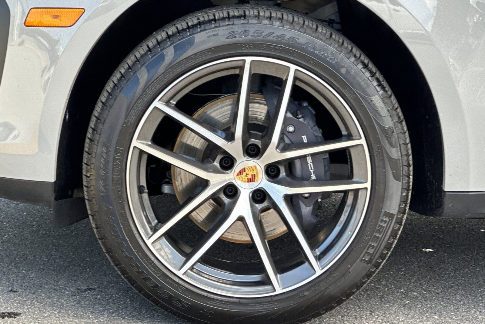 Used 2025 Porsche Macan image 45