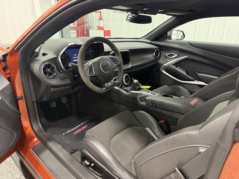 Used 2024 Chevrolet Camaro SS RWD image 6