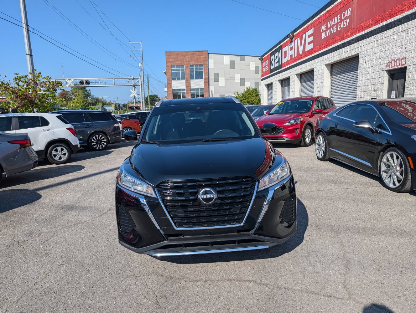 Used 2022 Nissan Kicks SV FWD image 4