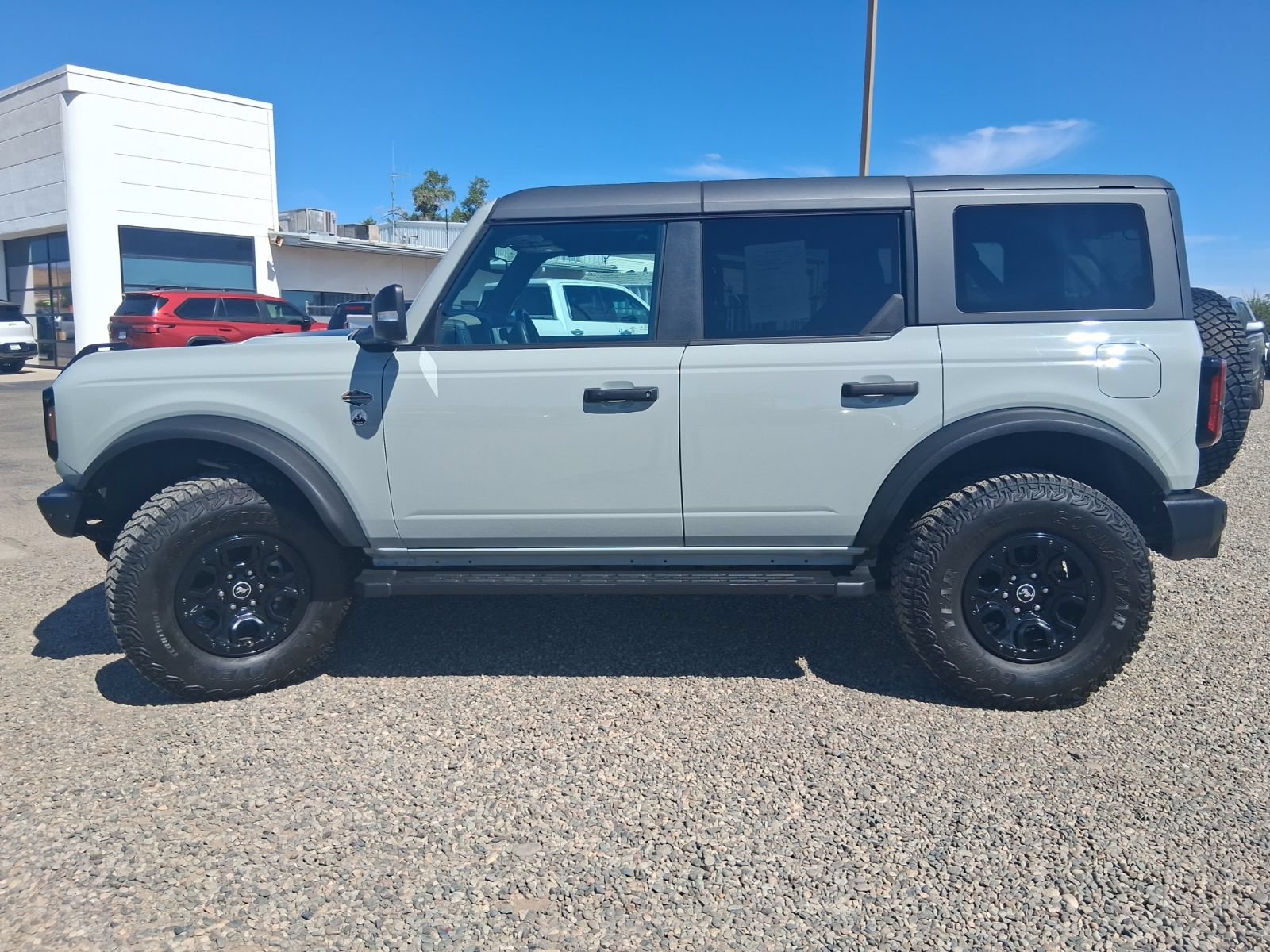 Used 2024 Ford Bronco Wildtrak AWD/4WD image 2