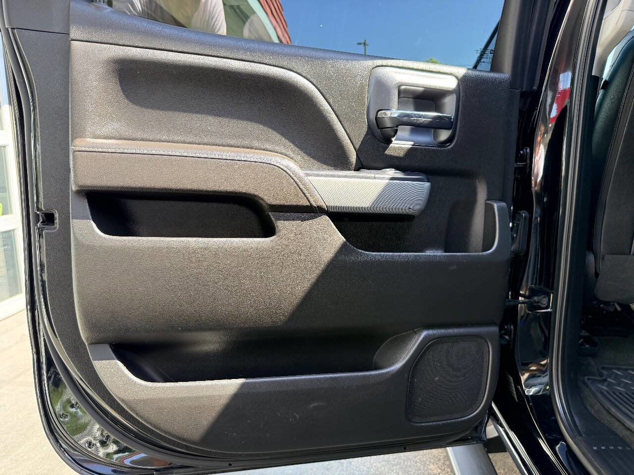 Used 2018 Chevrolet Silverado 2500 LTZ w/ Duramax Plus Package AWD/4WD image 32