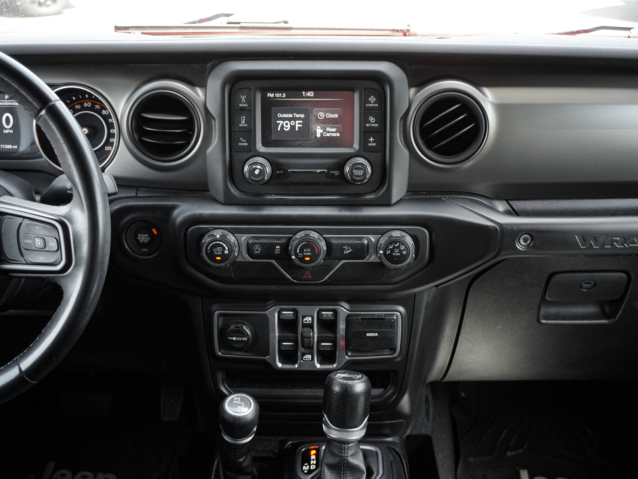 Used 2018 Jeep Wrangler Unlimited Sport S image 26