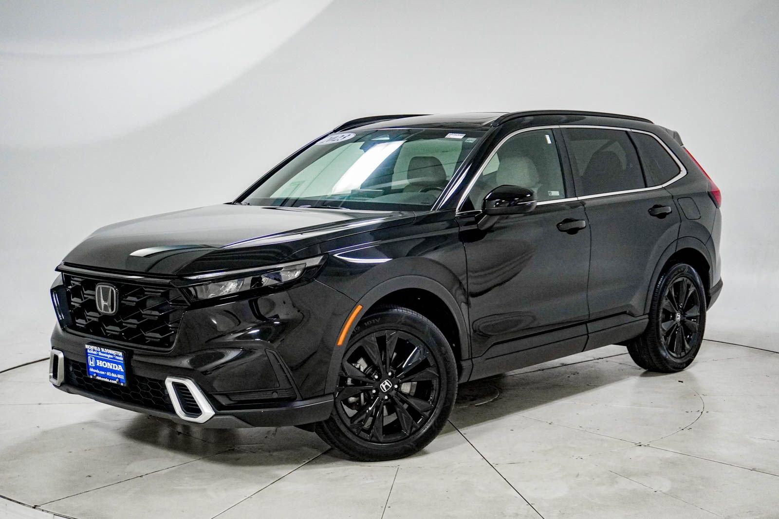 Used 2023 Honda CR-V Sport Touring image 1