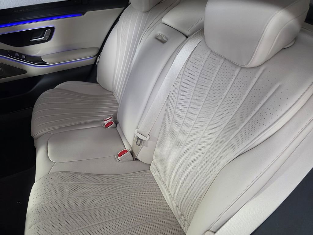 Certified 2023 Mercedes-Benz S 500 4MATIC image 16
