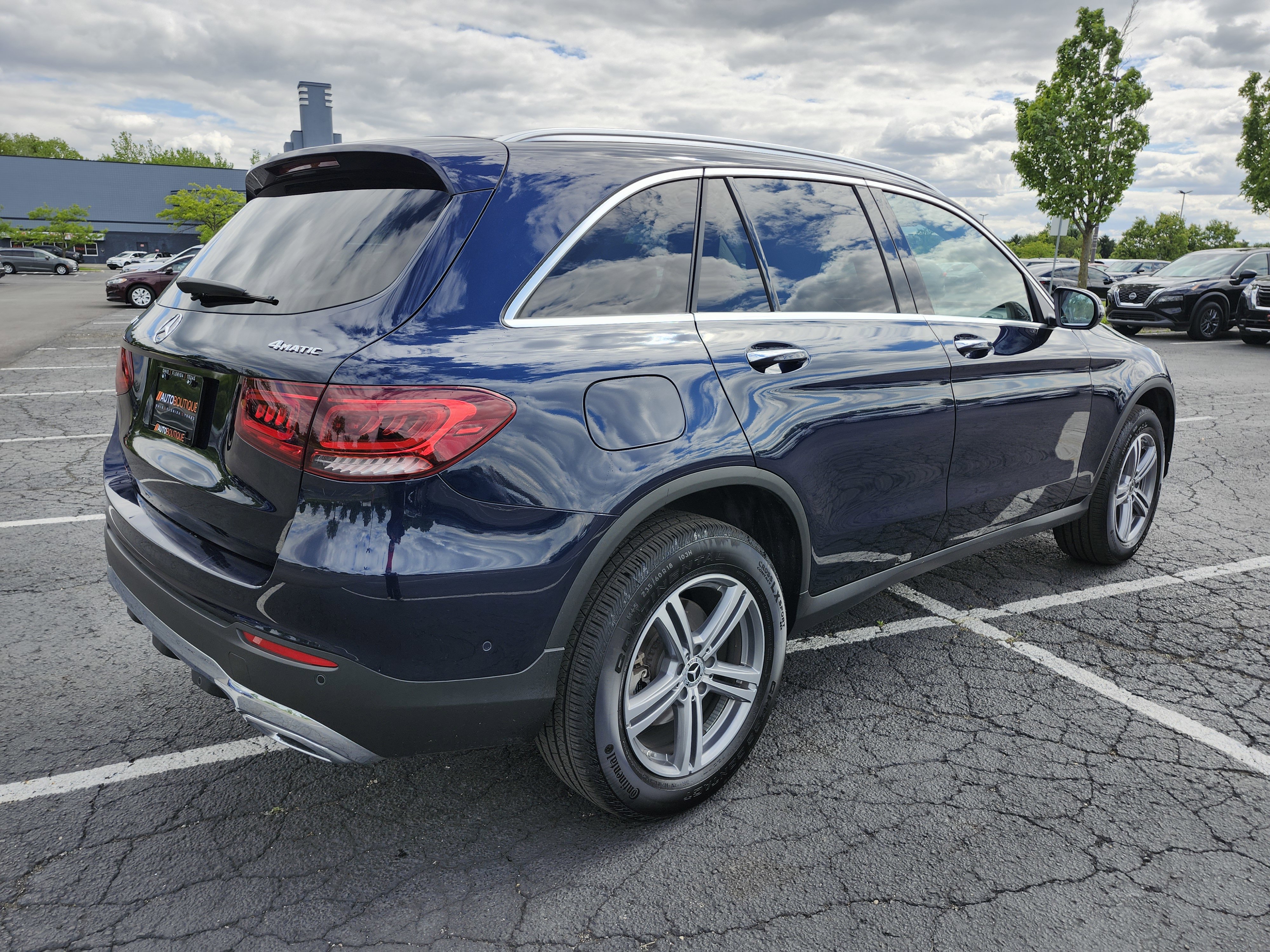 Used 2022 Mercedes-Benz GLC 300 4MATIC image 17