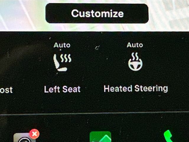 Used 2024 Tesla Model Y Performance AWD/4WD image 17
