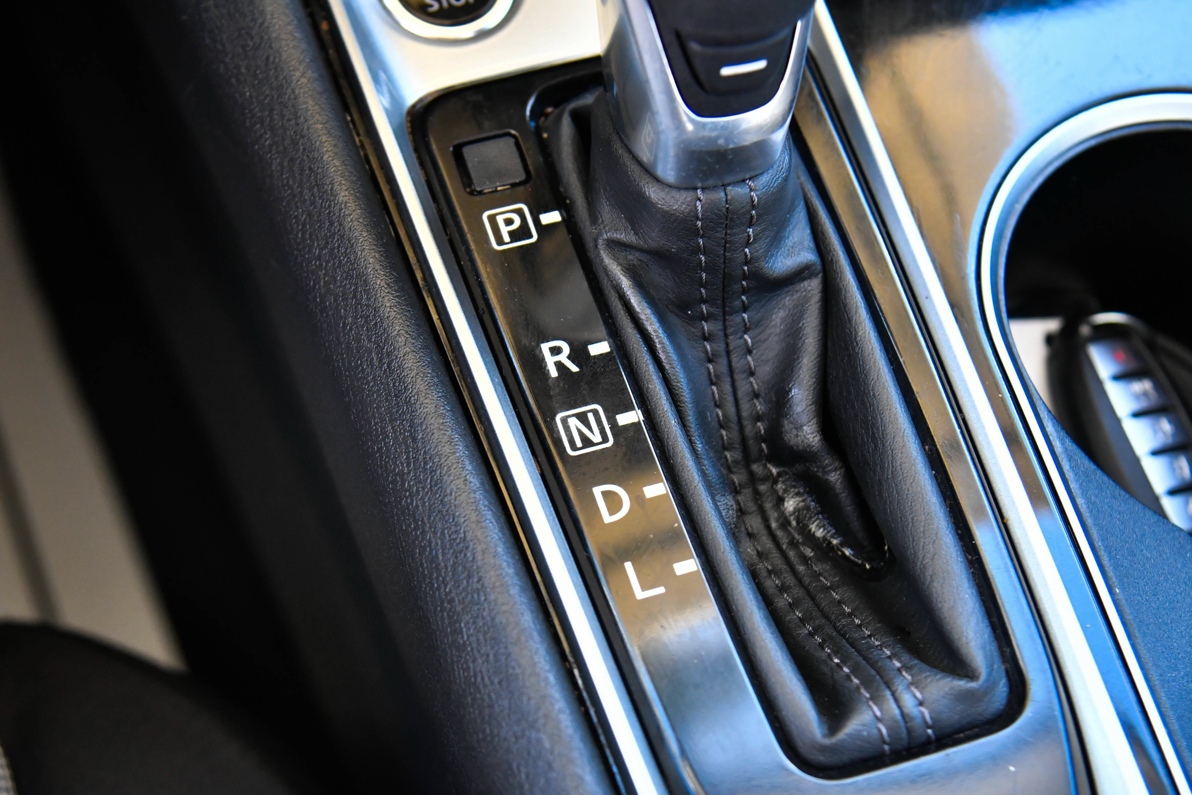 Used 2024 Nissan Altima 2.5 SV FWD image 23
