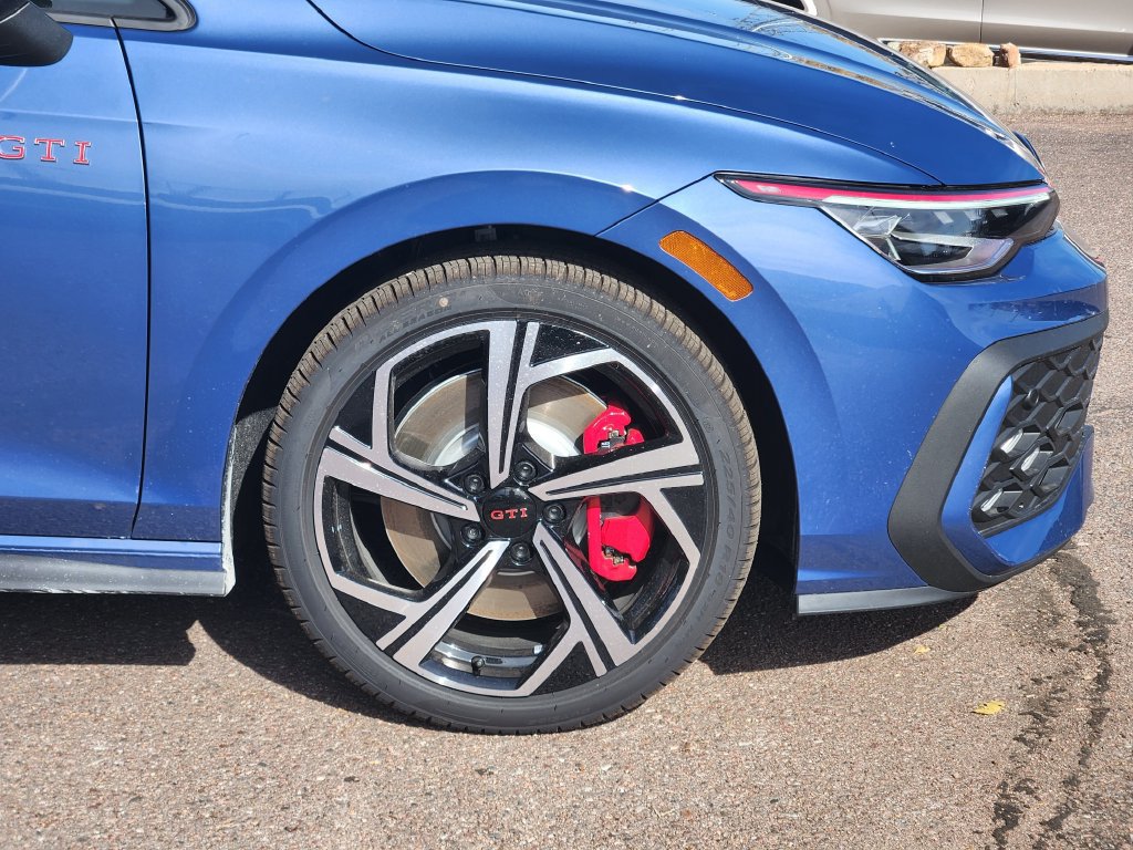 New 2026 Volkswagen GTI SE FWD image 28
