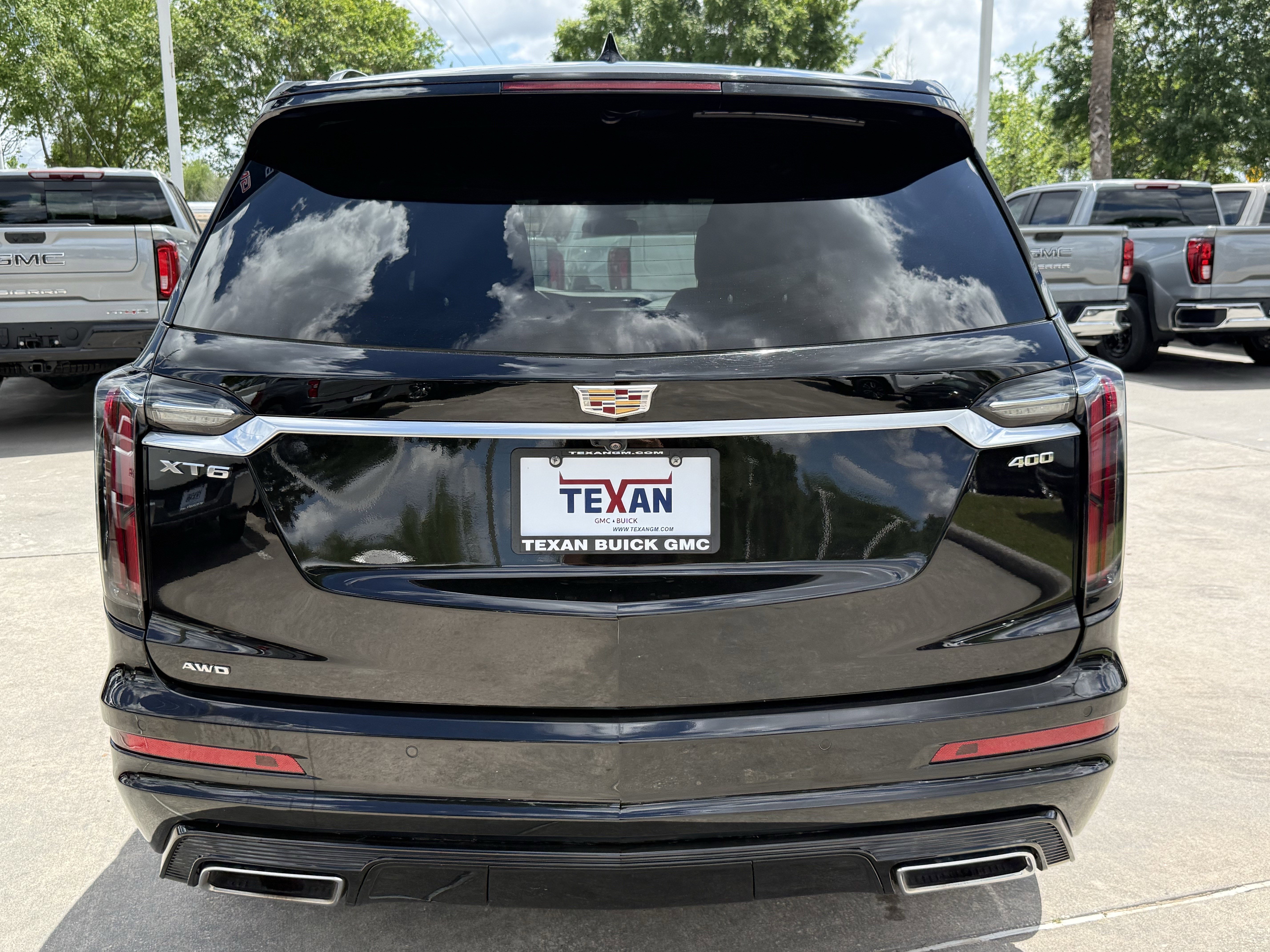 Used 2023 Cadillac XT6 Sport AWD/4WD image 6