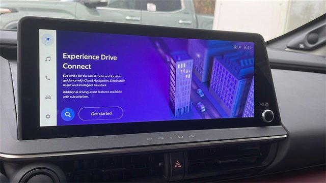 New 2026 Toyota Prius Plug-In Hybrid image 12