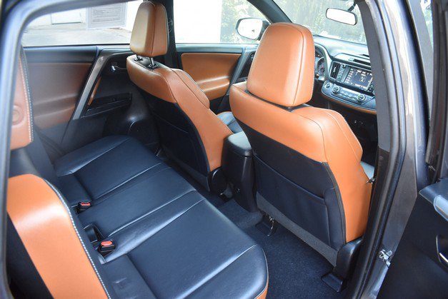 Used 2016 Toyota RAV4 SE AWD/4WD image 31