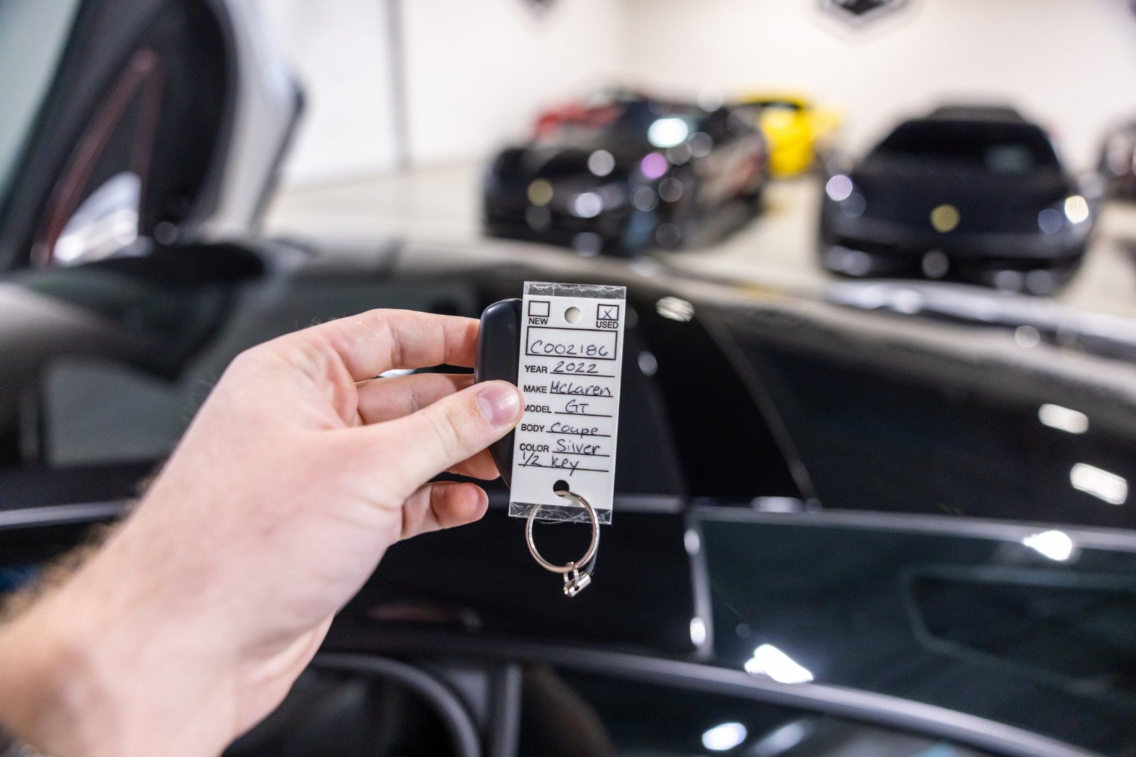 Used 2022 McLaren GT RWD image 42