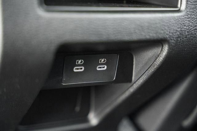 New 2025 Mitsubishi Outlander SE image 34