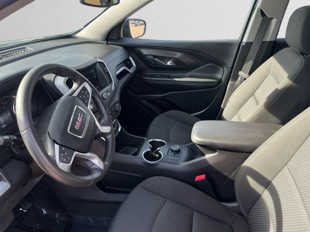 Used 2024 GMC Terrain SLE AWD/4WD image 9