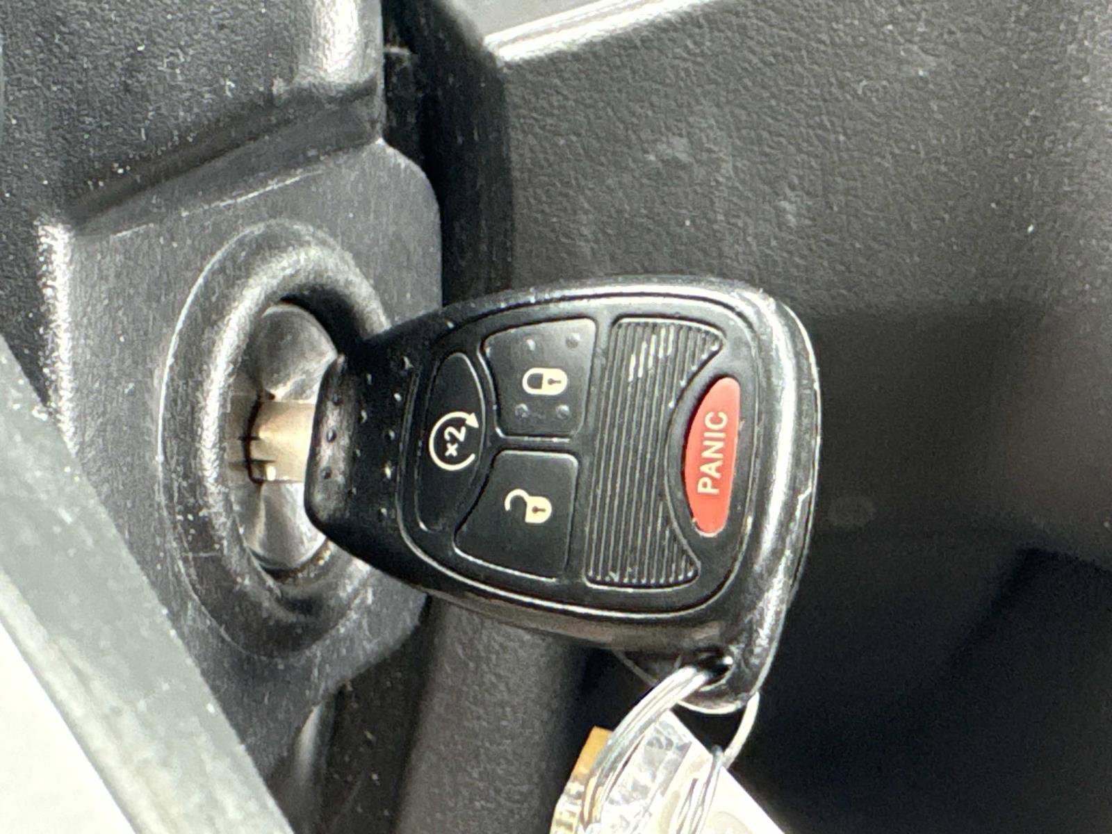 Used 2016 Jeep Compass Latitude image 30