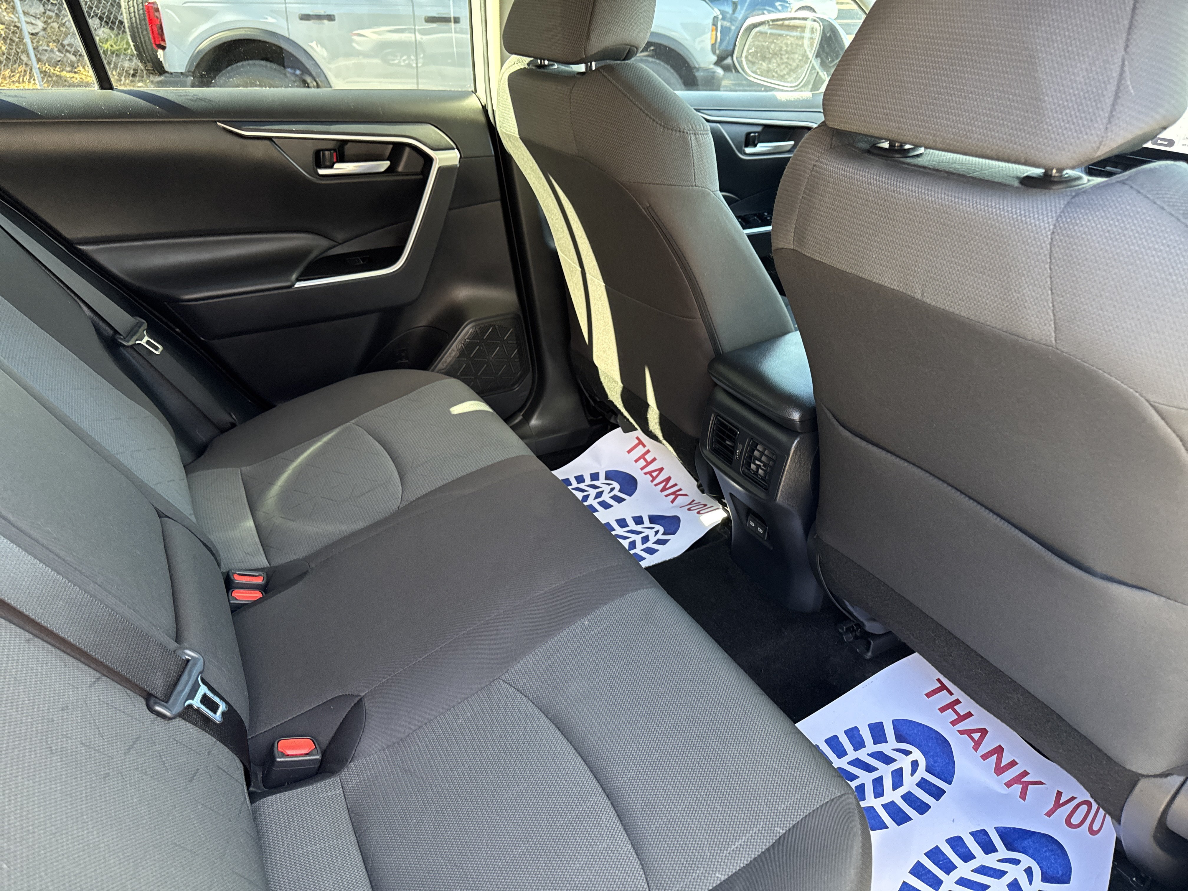 Used 2025 Toyota RAV4 XLE FWD image 10