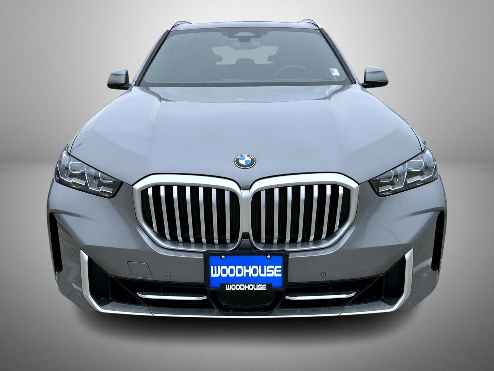 Used 2024 BMW X5 xDrive40i w/ Premium Package image 2