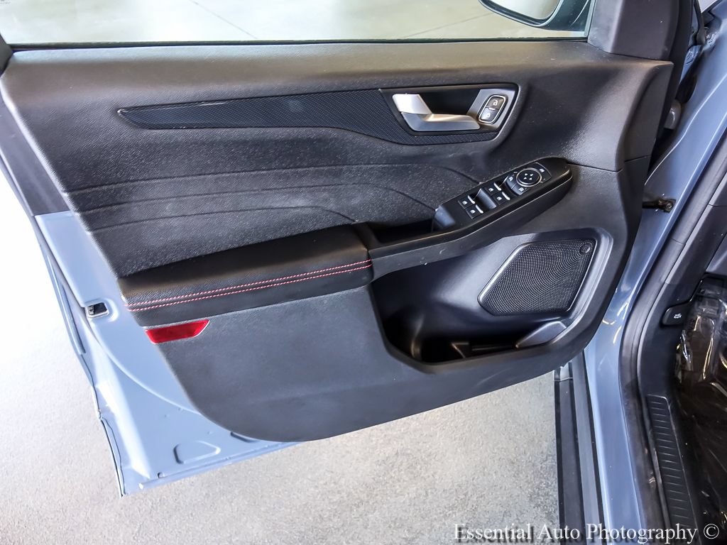 Certified 2024 Ford Escape ST-Line w/ Tech Pack #1 FWD image 19