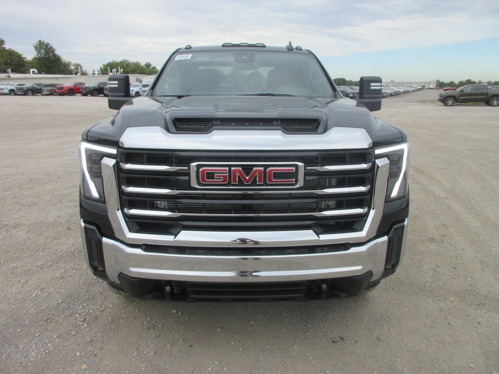New 2026 GMC Sierra 2500 SLE w/ SLE Value Package; image 12