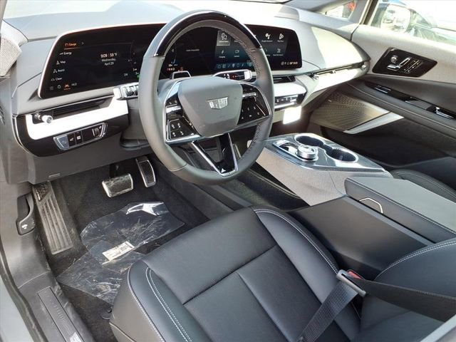 New 2026 Cadillac Optiq Sport 2 AWD/4WD image 3
