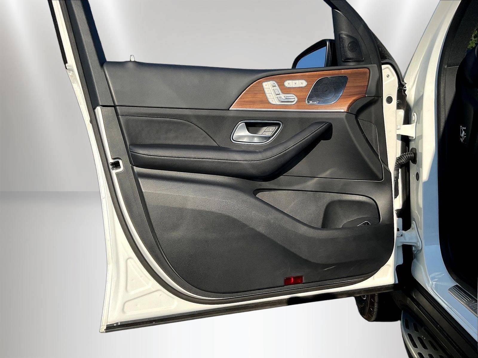 Certified 2024 Mercedes-Benz GLE 450 4MATIC image 22