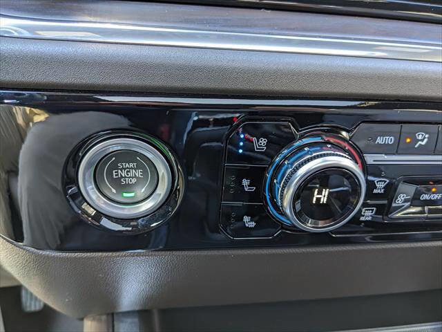 Used 2023 GMC Sierra 1500 SLT w/ SLT Premium Package image 26