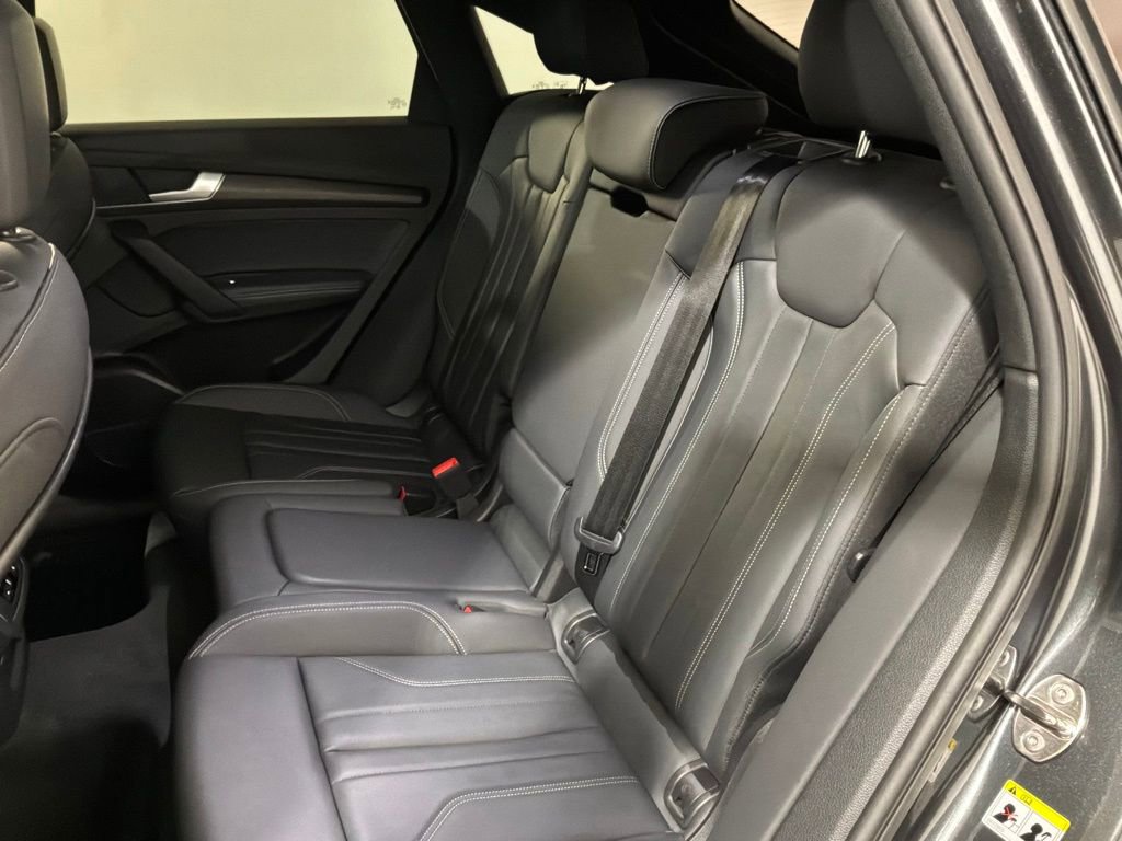 Used 2023 Audi Q5 2.0T Premium Plus w/ Premium Plus Package AWD/4WD image 19