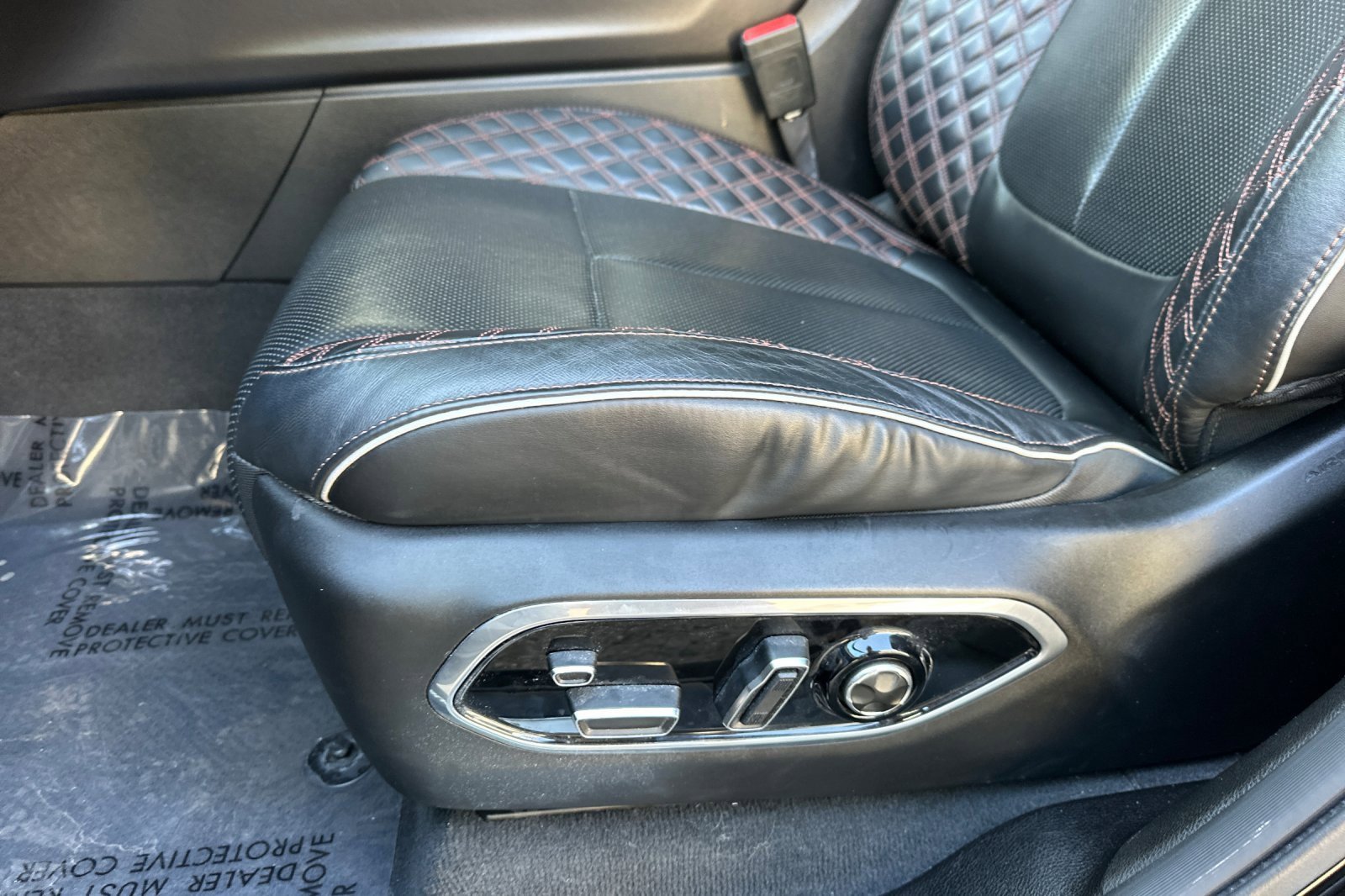 Used 2023 Jeep Grand Cherokee L Summit image 13