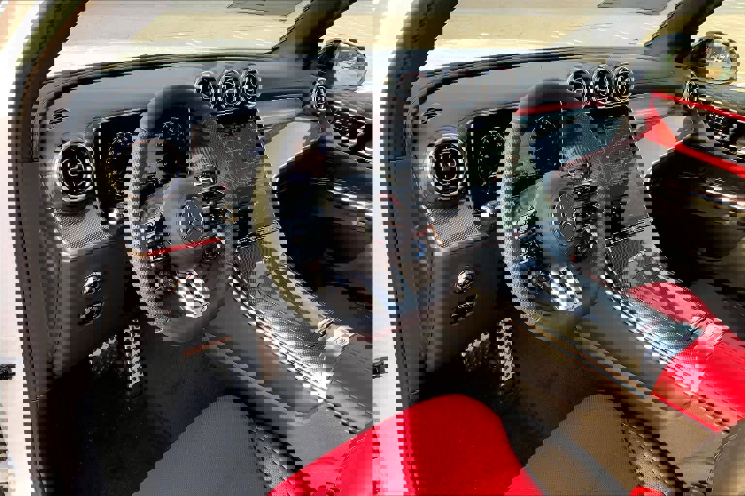 New 2026 Mercedes-Benz GLC 43 AMG 4MATIC image 9