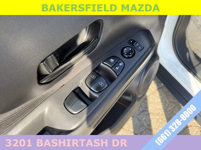 Used 2023 Nissan Kicks S image 11