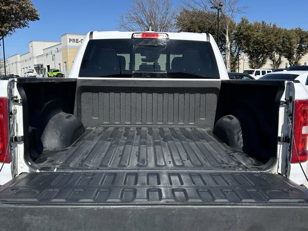 Used 2025 RAM 1500 Laramie AWD/4WD image 33