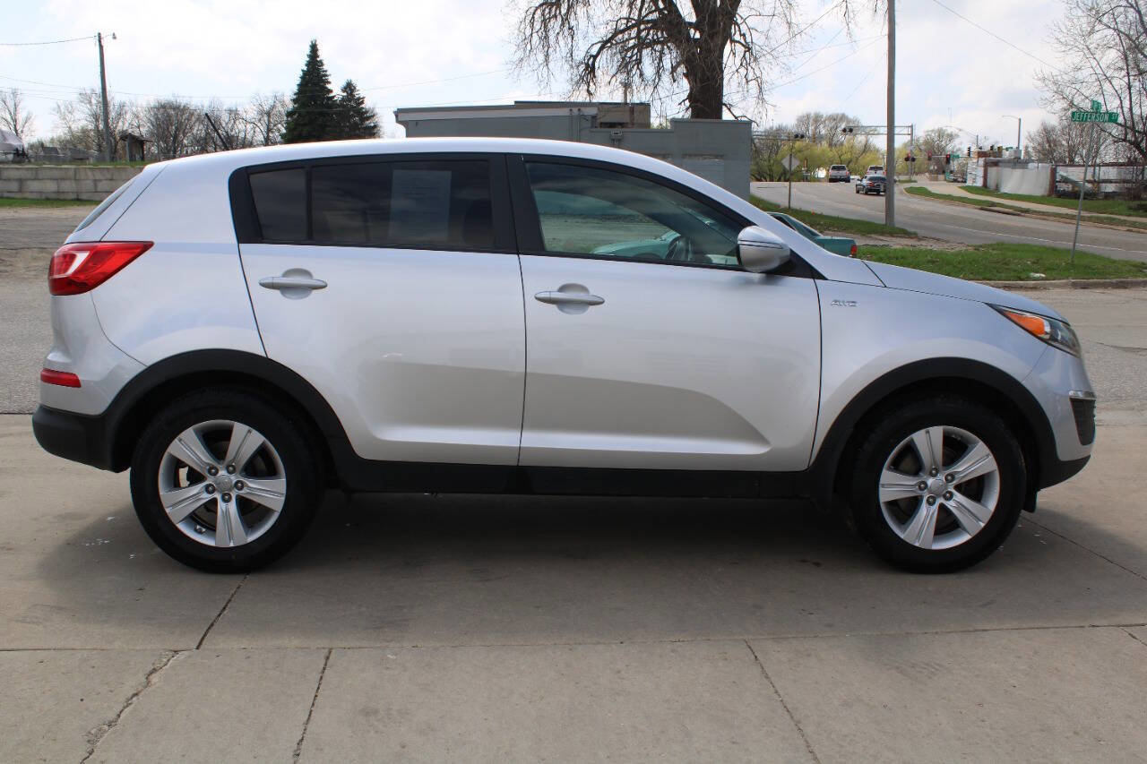 Used 2013 Kia Sportage LX AWD/4WD image 3
