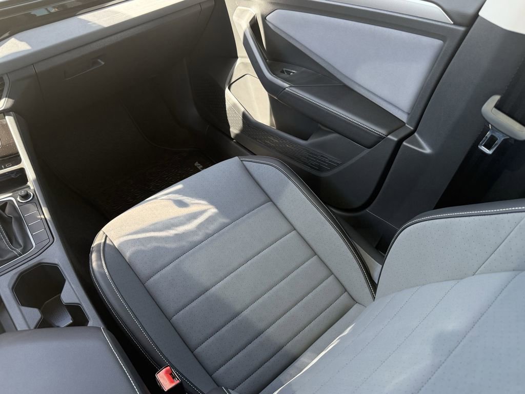 New 2026 Volkswagen Jetta SE image 27