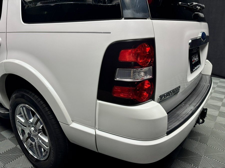 Used 2010 Ford Explorer 4WD Limited image 12