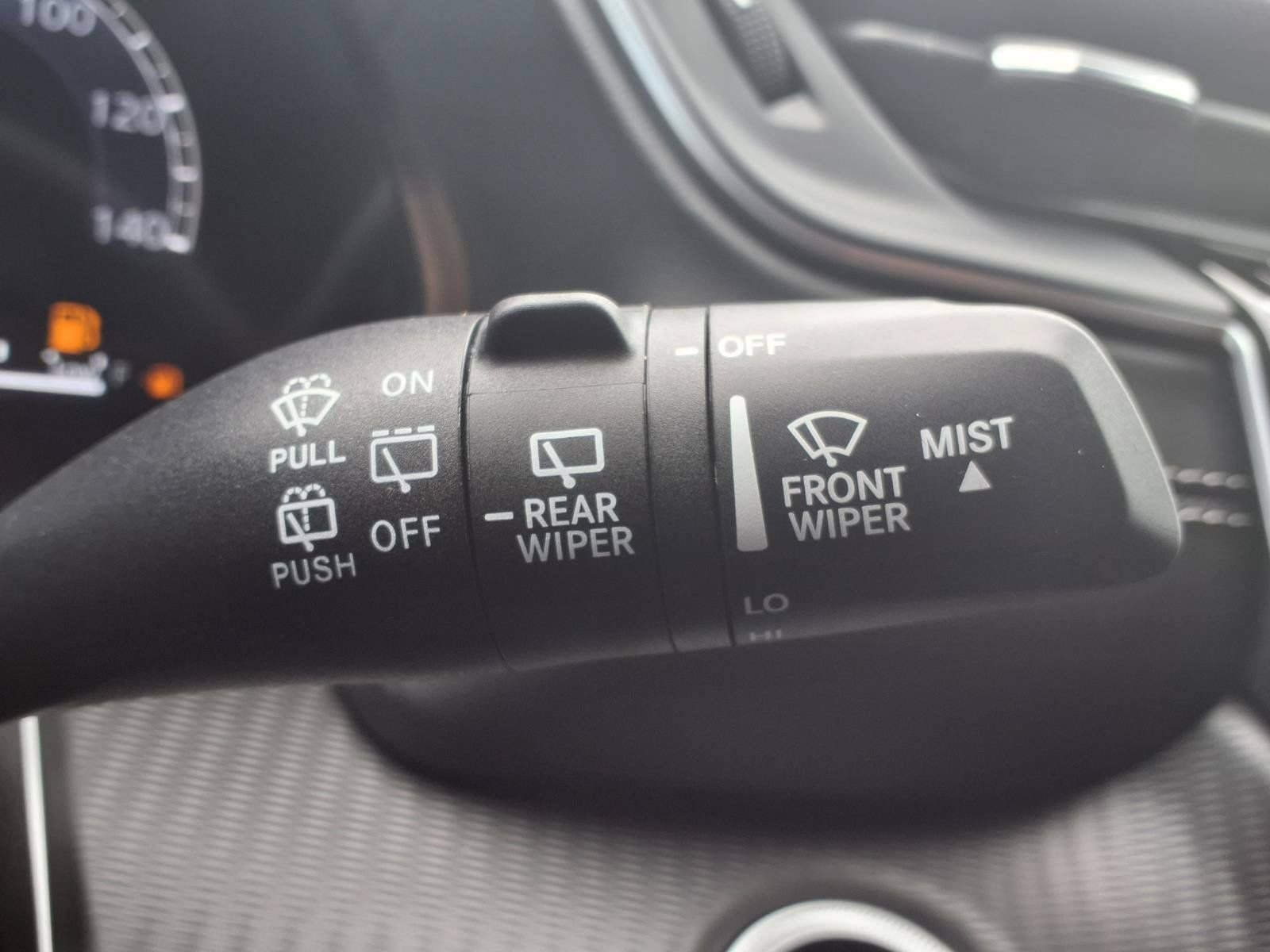 Used 2025 Jeep Grand Cherokee Altitude AWD/4WD image 21