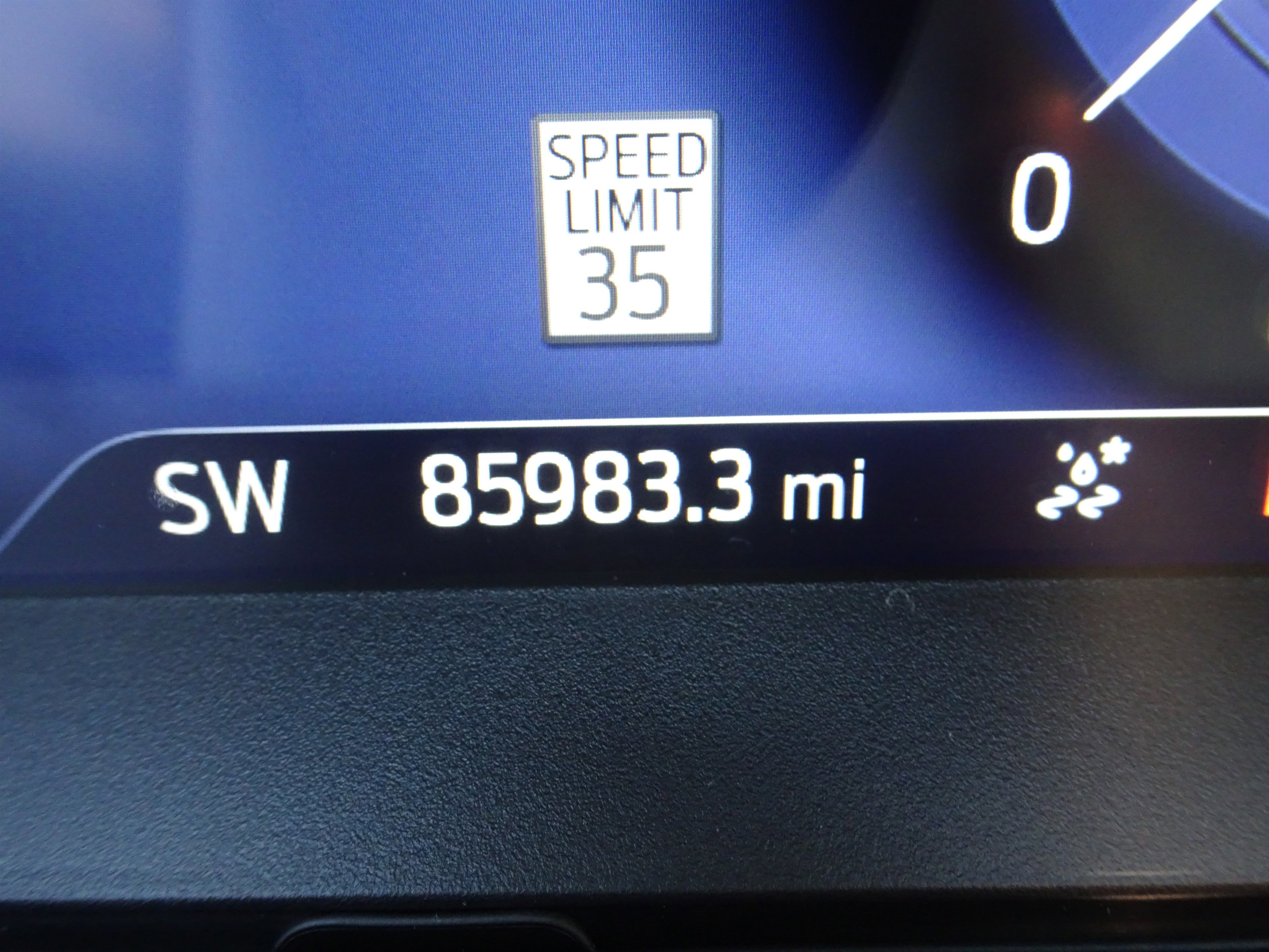 Used 2020 Ford Explorer ST w/ ST Street Pack image 28