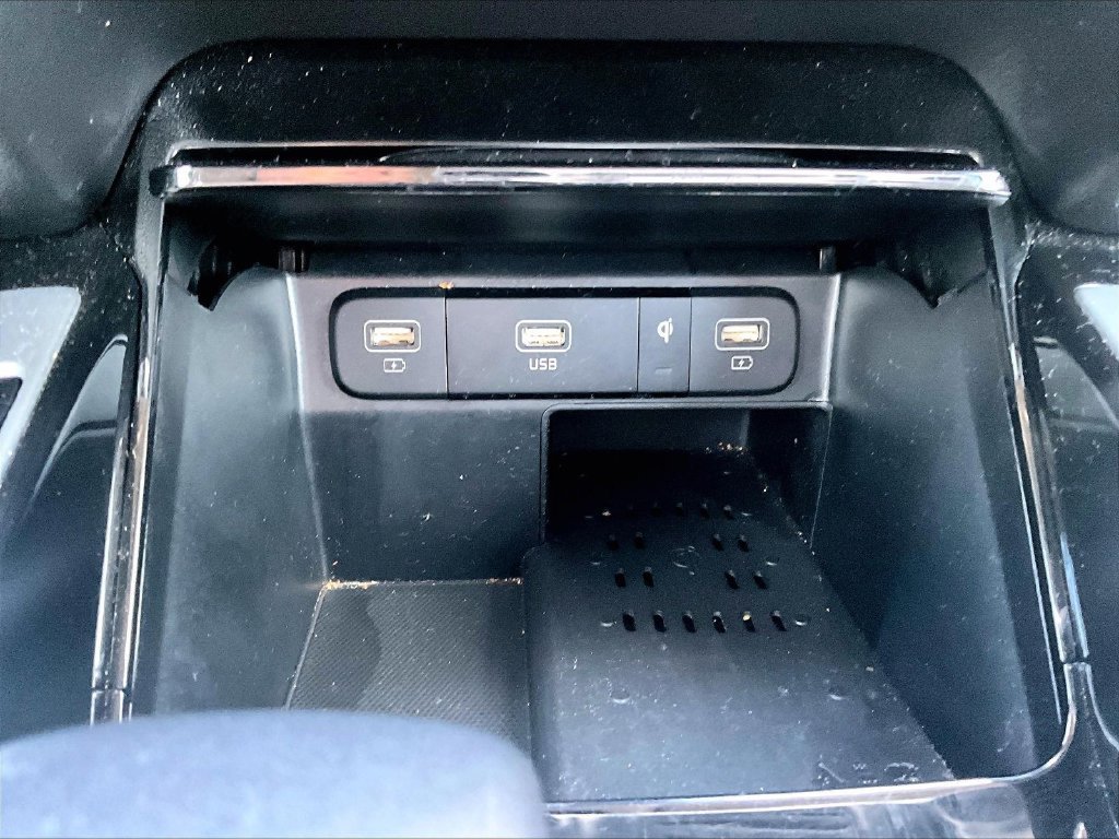 Used 2023 Kia Sorento SX AWD/4WD image 21
