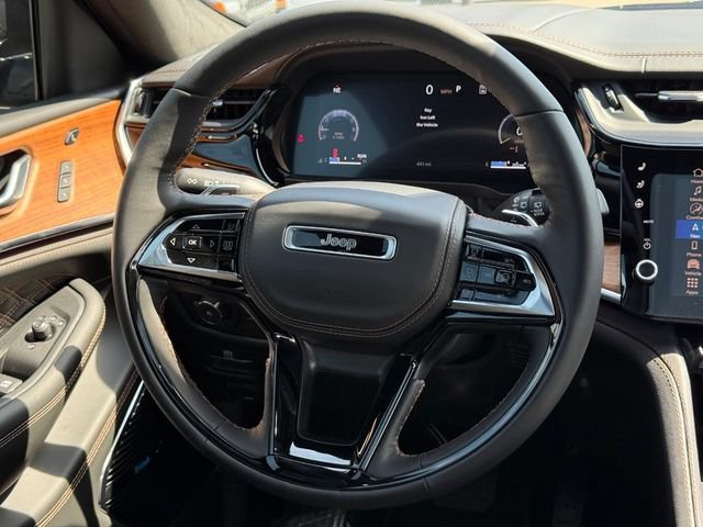 New 2026 Jeep Grand Cherokee Summit w/ Obsidian Package AWD/4WD image 14