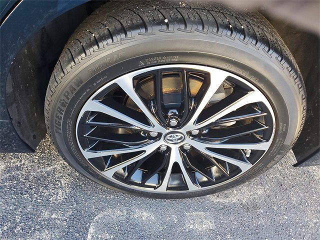 Used 2018 Toyota Camry SE image 7